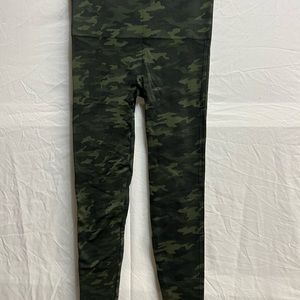 SPANX “look at me now” seamless camouflage leggings